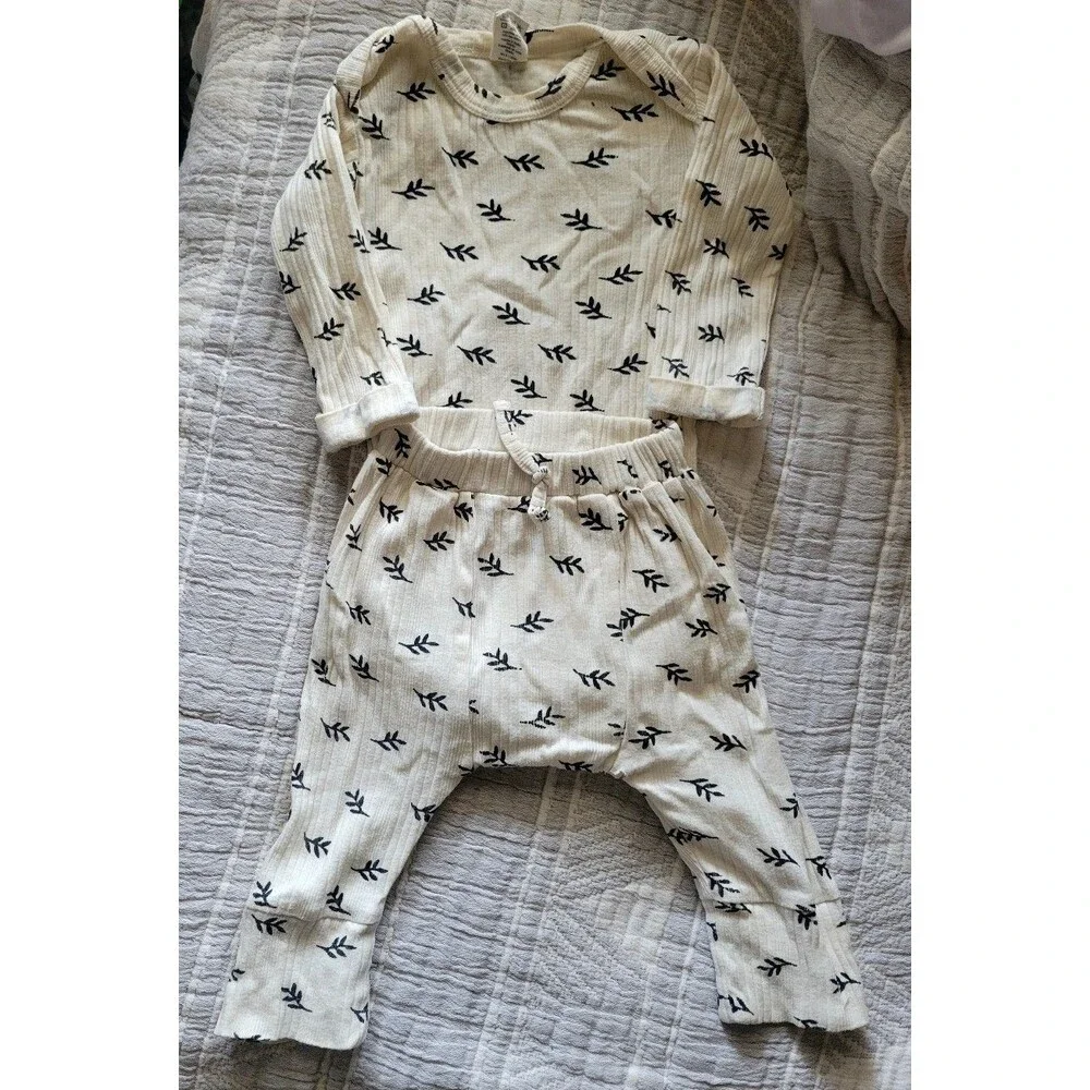 Kate Quinn Bamboo Play Set‎ Baby 6–12M Cream Leaf Print (2021)